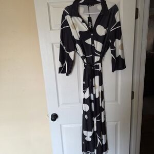 Lily Black and White Patterned Long Sleeve Dress